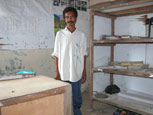Larisula Headmaster_No equipment or teacher salaries